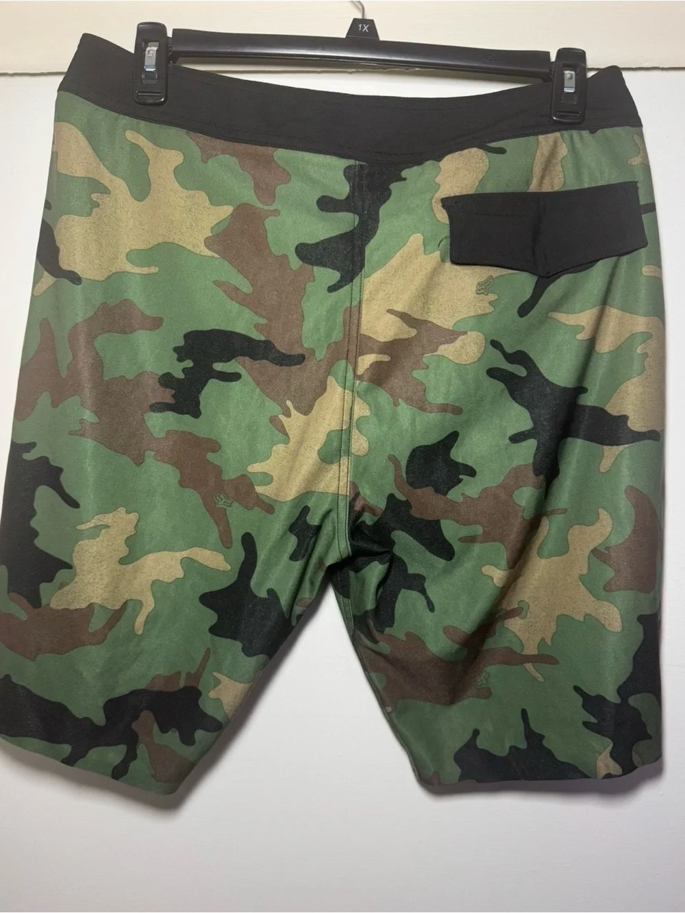 EUC Fix Racing Logo Green Camo Swim Shorts Mens Waist Size 36